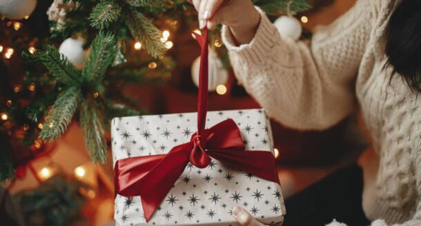 10 idées cadeaux de noël insolites pour surprendre ses proches