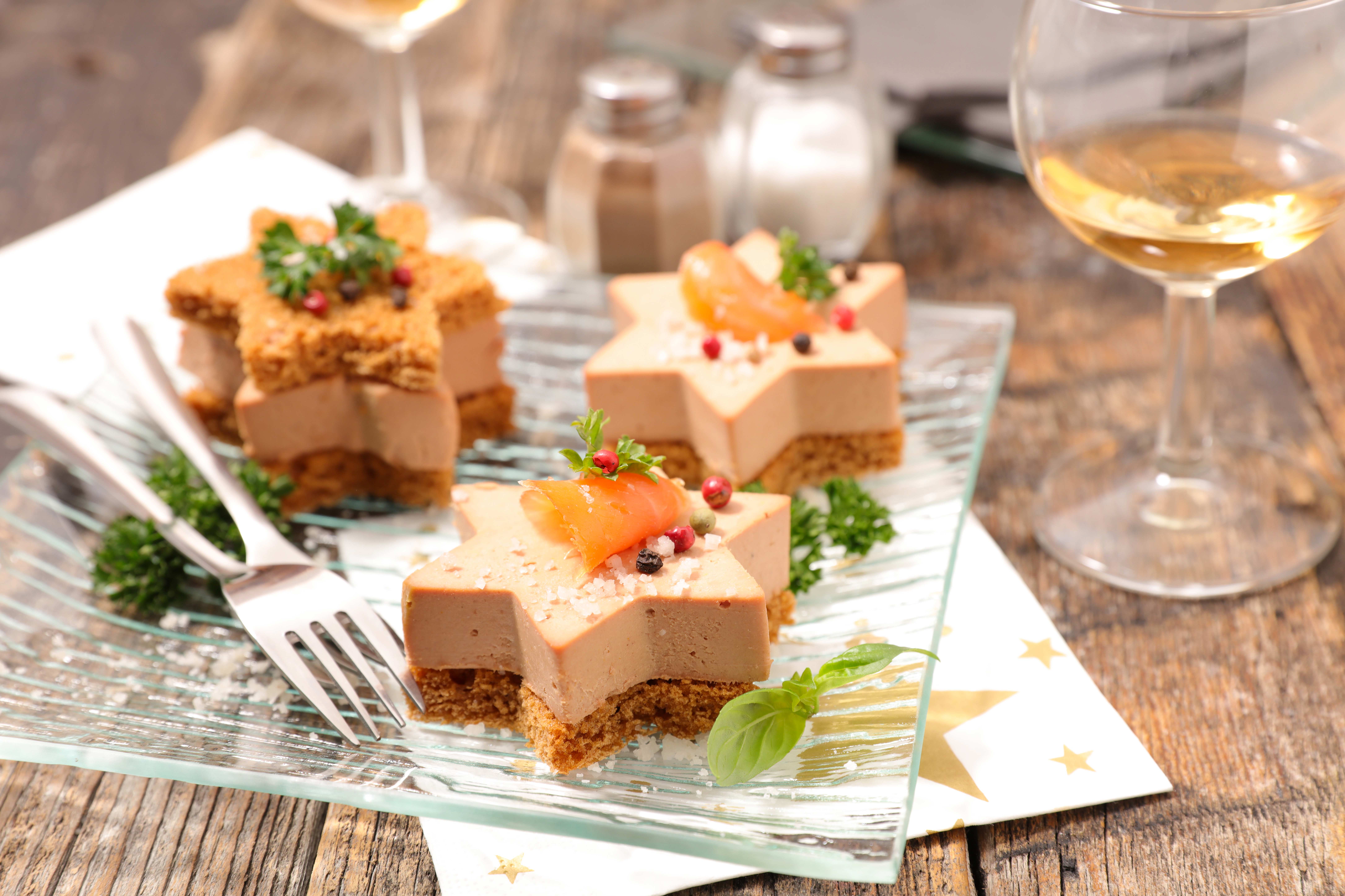 Les meilleurs accords mets et vins pour votre repas de Noël