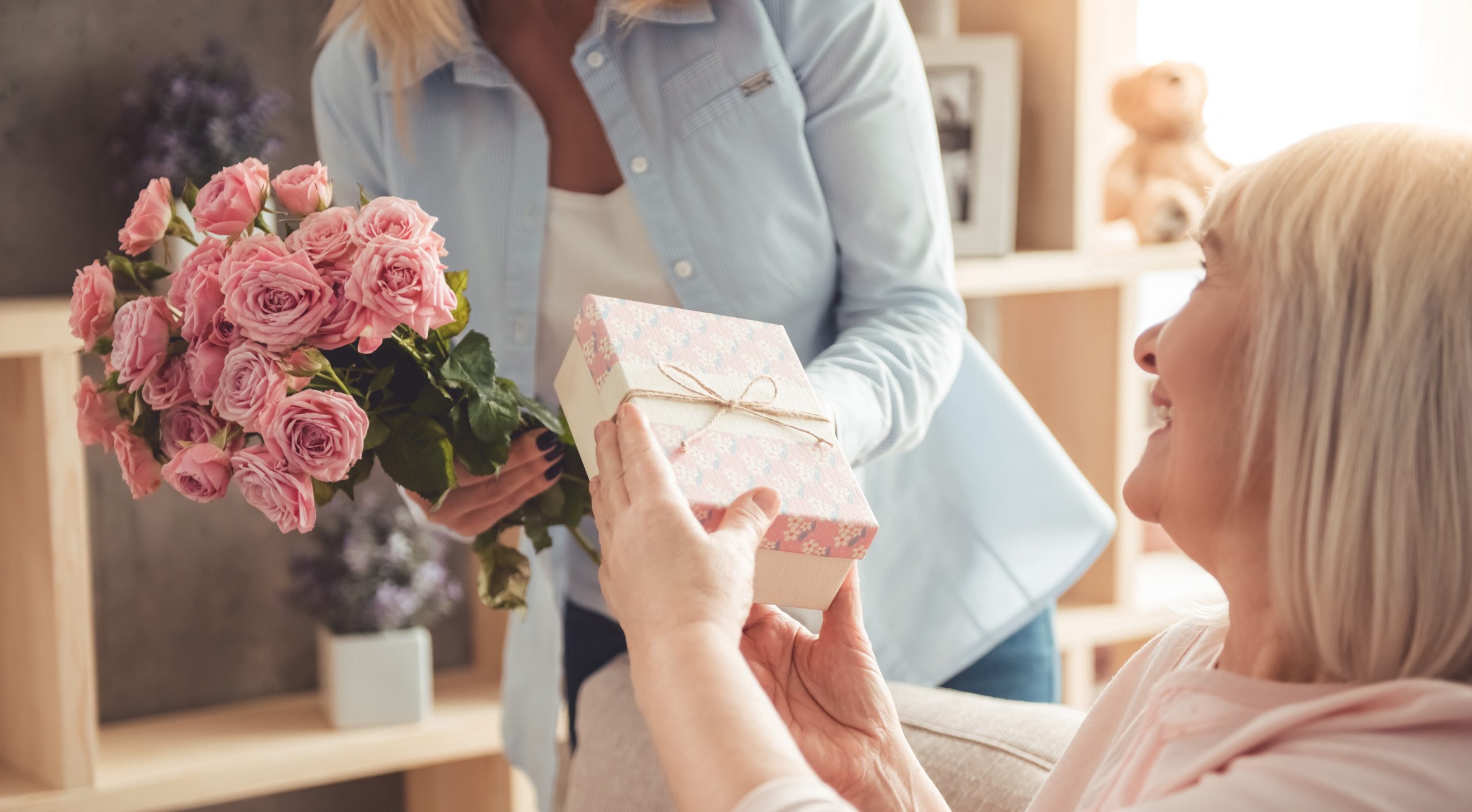 Idées Cadeaux Fête des Grands-Mères 2021: plein d'amour & d'originalité