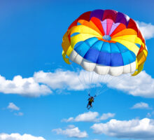 Emozionante lancio con il paracadute